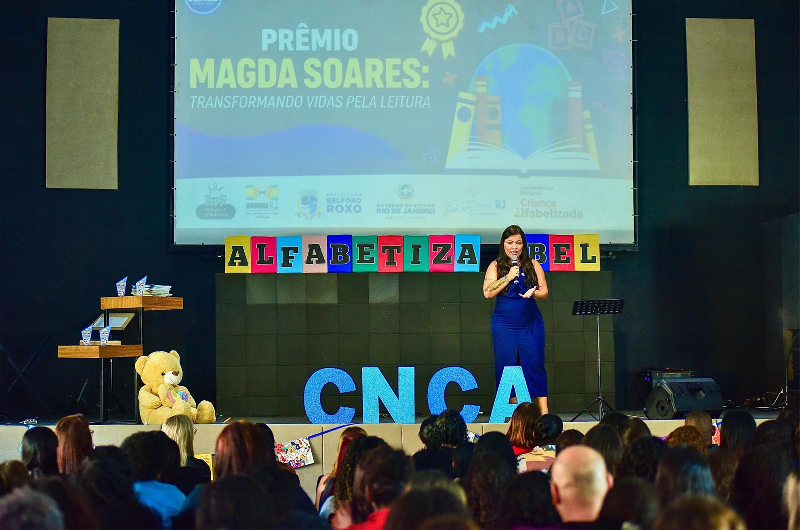 Seis professoras de Belford Roxo disputam a etapa municipal do Prêmio Magda Soares